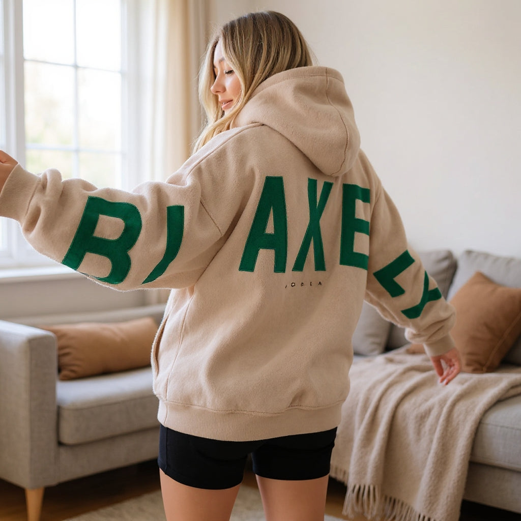 Vivara™ – Women’s Printed Hoodie